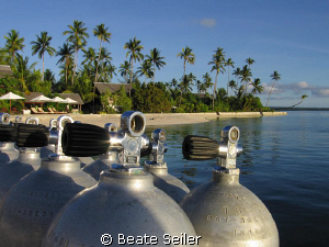 Ready for the next dive ? Always prepared at Wakatobi ! by Beate Seiler 